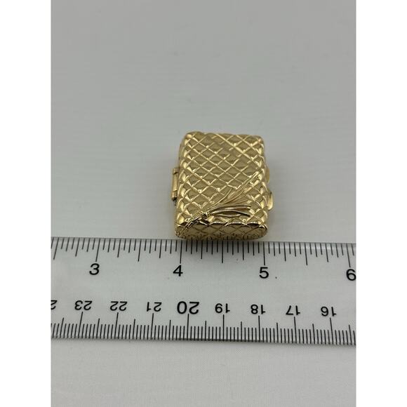 Vintage Estee Lauder Private Collections Quilted Purse Solid Perfume Compact - Picture 9 of 9